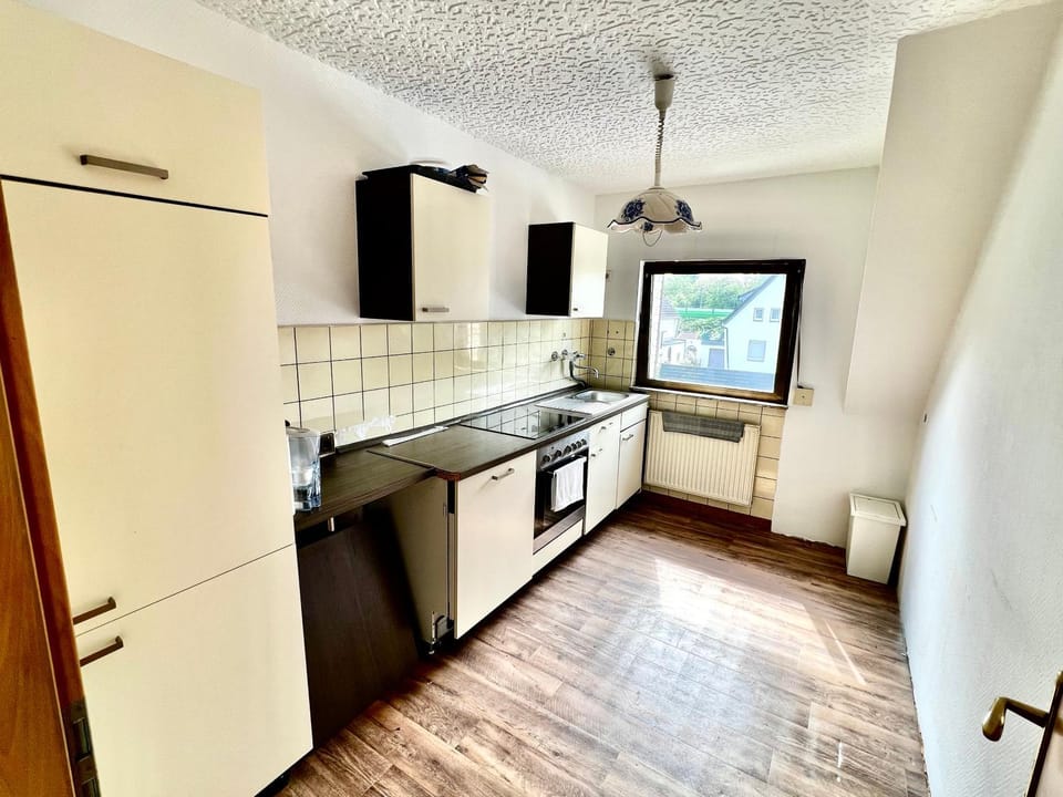 Kitchen or kitchenette, Communal kitchen