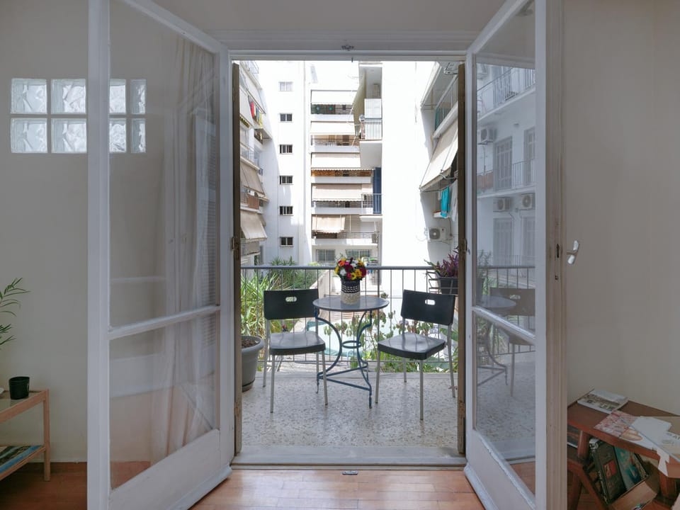 View (from property/room), Balcony/Terrace, Living room, Seating area
