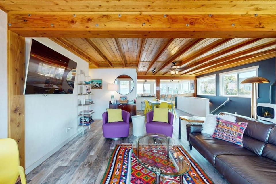 Point Perfect House in Bainbridge Island