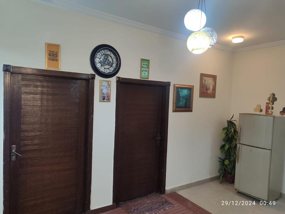 Comfort Hub Compact Luxury 2BR Family Apt,Wi-Fi,Balcony Apartment in Islamabad