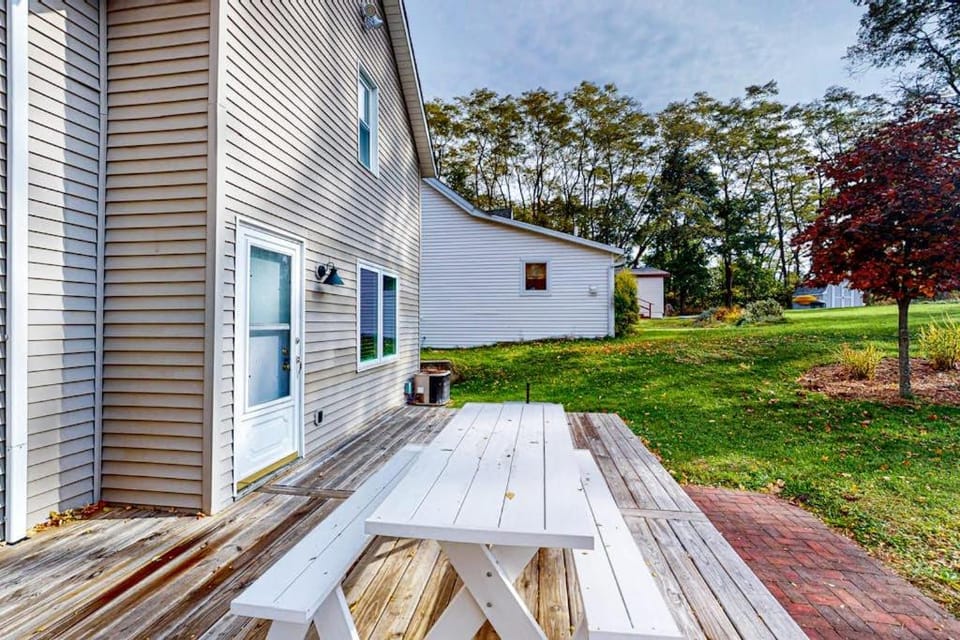 Beach House House in Empire