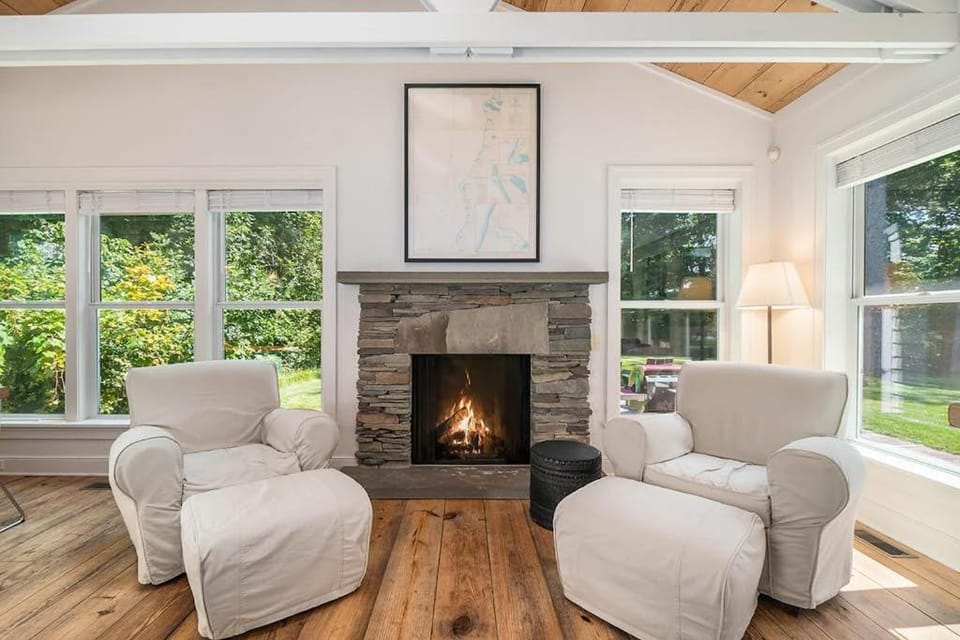 White Pines Cottage House in Glen Arbor