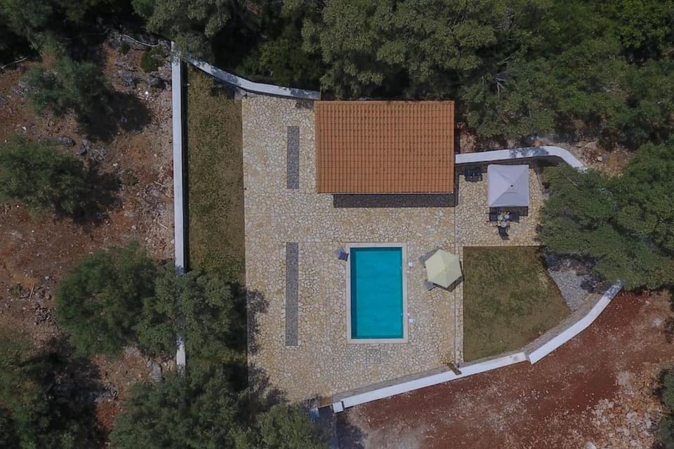 Lefkolia Retreat House in Lefkada, Lefkada Municipality, Greece