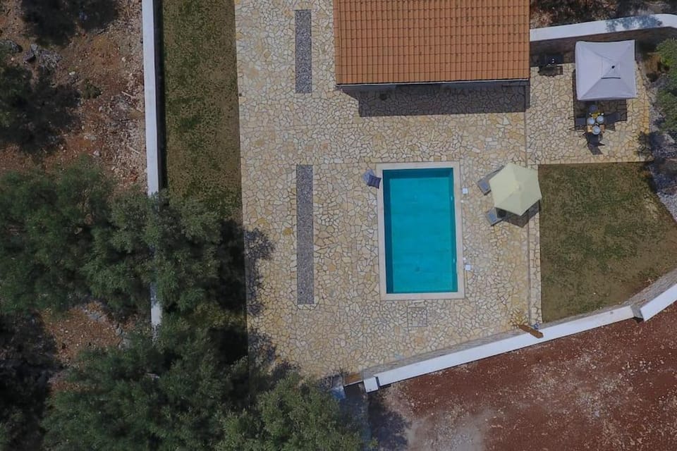 Lefkolia Retreat House in Lefkada, Lefkada Municipality, Greece