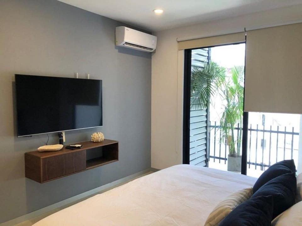 Deluxe Studio Aparment Mamitas Zone Apartment in Playa del Carmen