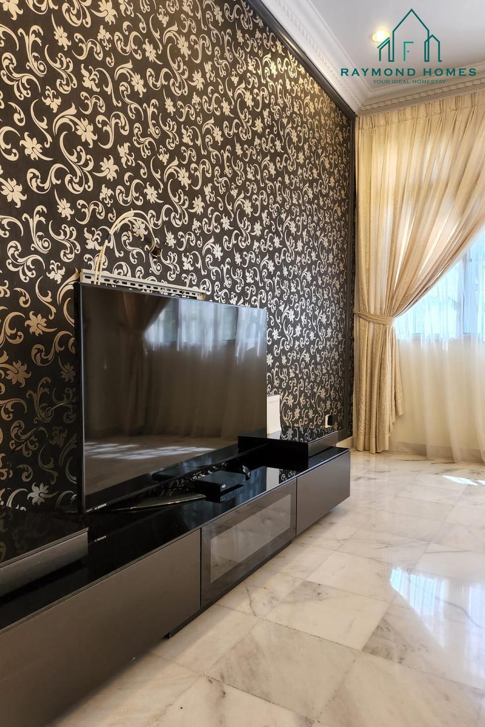 99 Kelawei Apartment in George Town