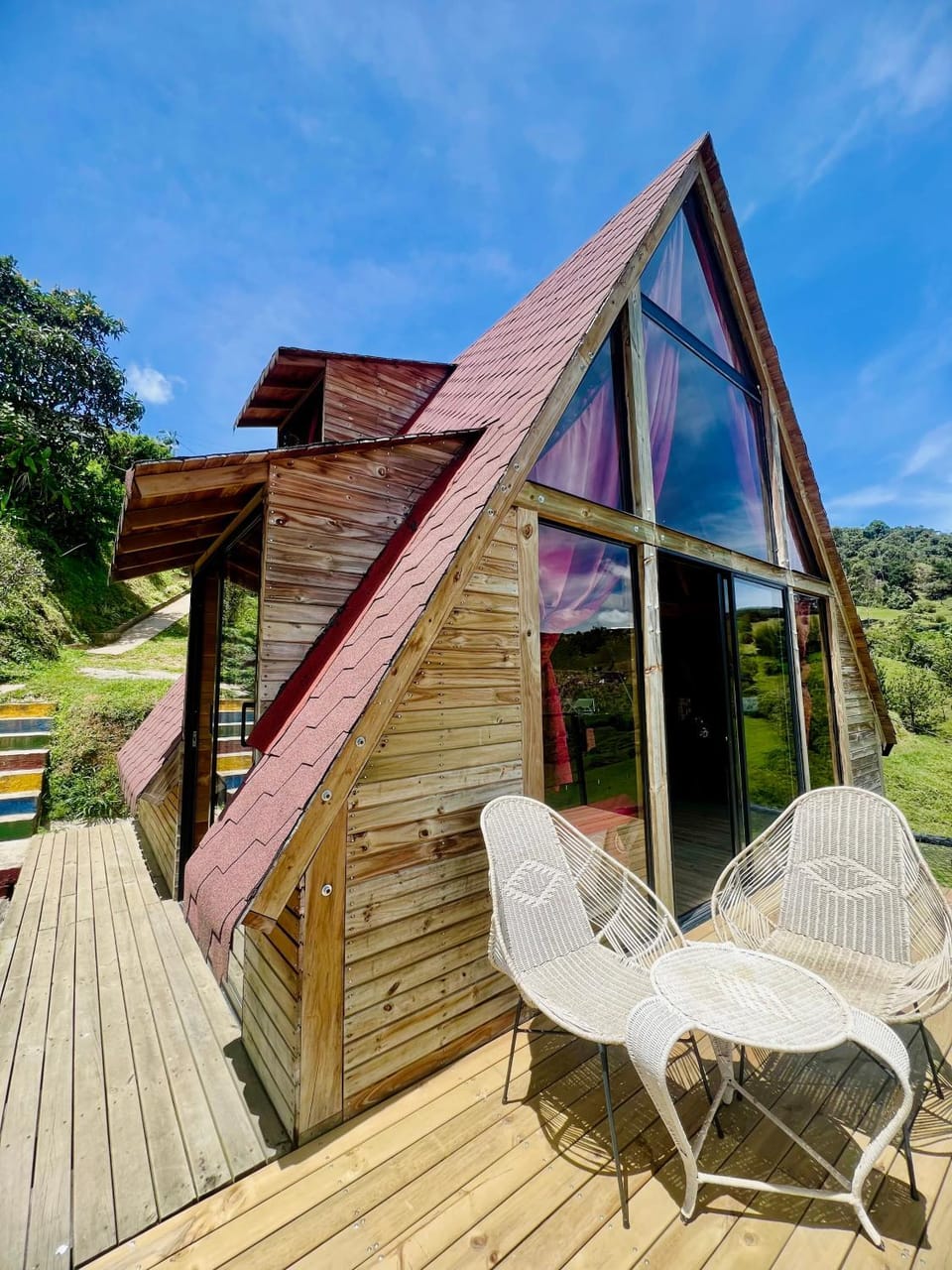 Chalet de Liz - Guatapé Campground/ 
RV Resort in Antioquia