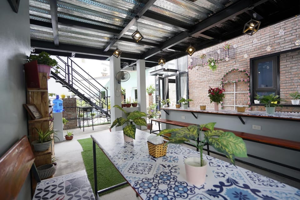Lounge or bar