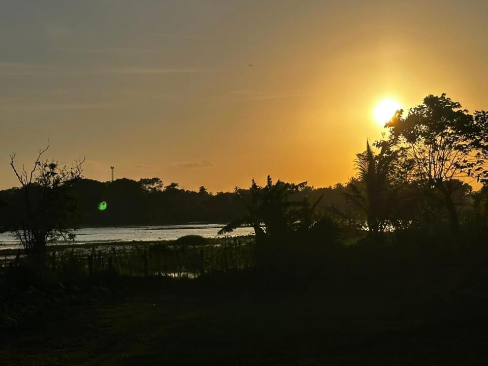 Lake Wind Vacation rental in Sri Lanka