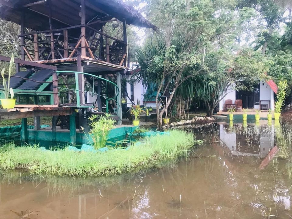 Lake Wind Vacation rental in Sri Lanka