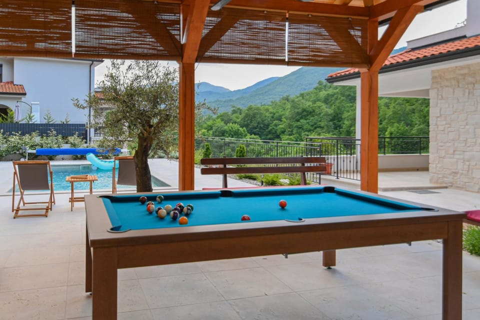 Billiard