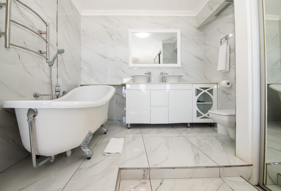 Toilet, Bathroom, Bath, towels