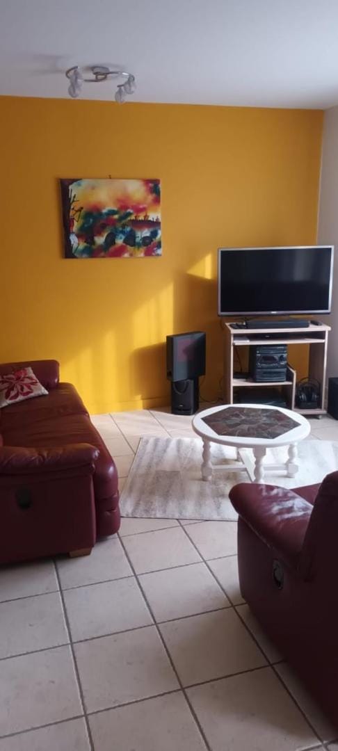 L'Intemporel - Appartement T3 avec jardinet Apartment in Poitiers