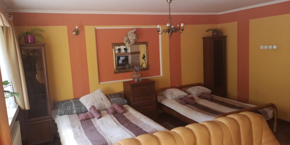 Seating area, Bedroom