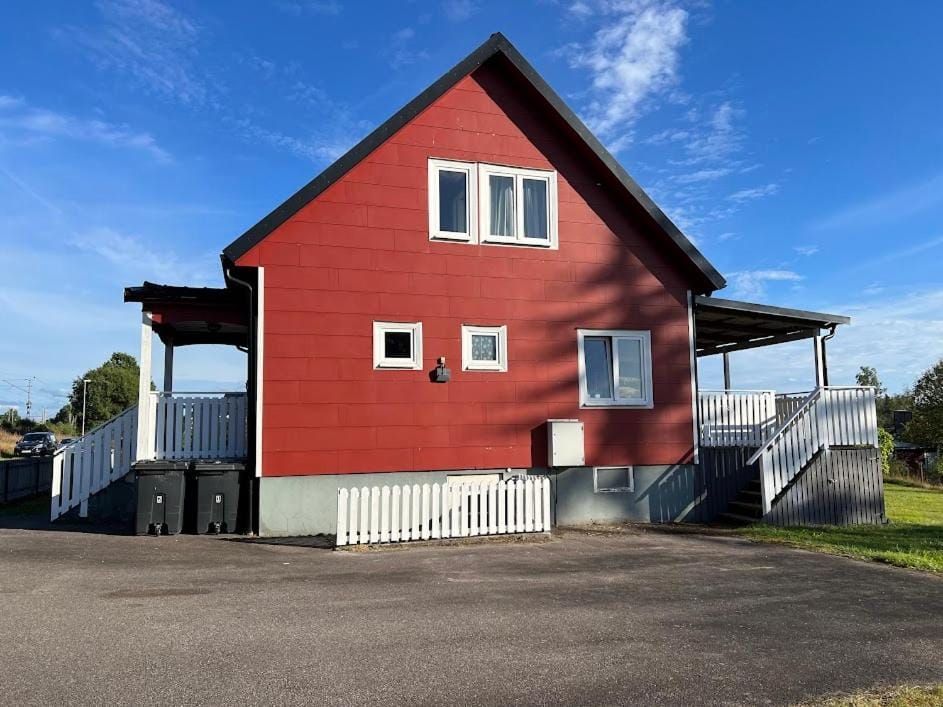 Big house, sauna, Wi-Fi, Isaberg, MTB, skiing, golf Villa in Västra Götaland County