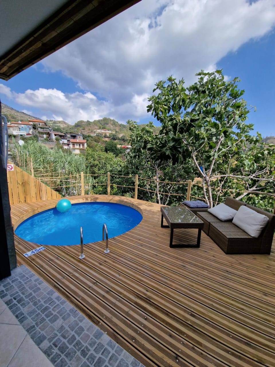 Swimming pool, Swimming pool