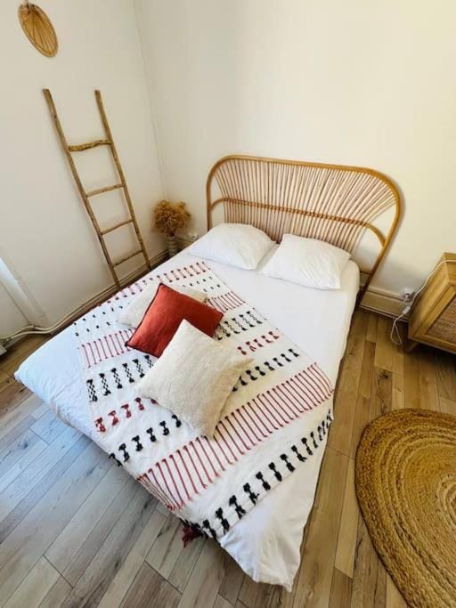 Studio Renard, style bohème et atypique, Curistes Apartment in Vosges