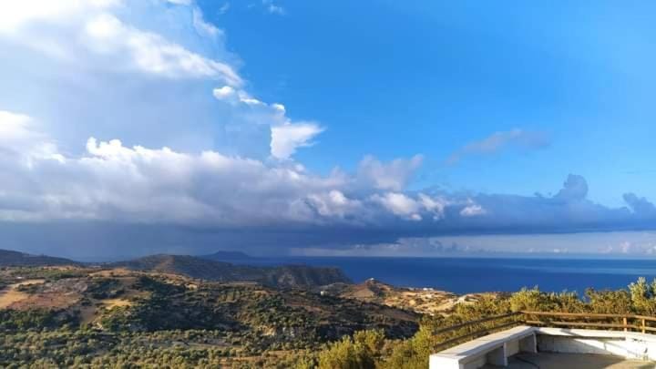Triopetra hill view House in Crete
