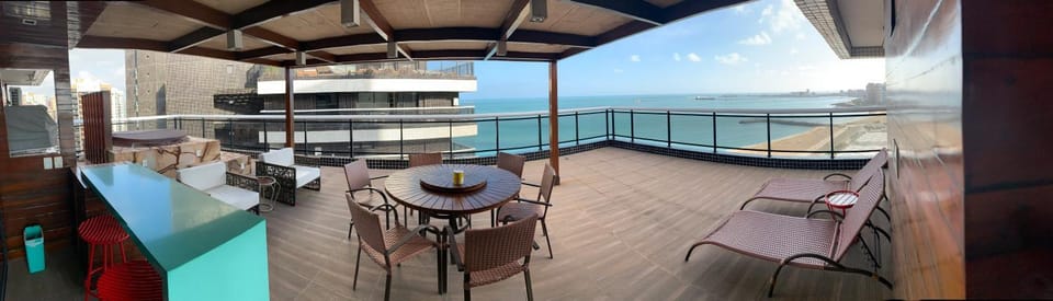Natural landscape, Balcony/Terrace, Dining area, Sea view