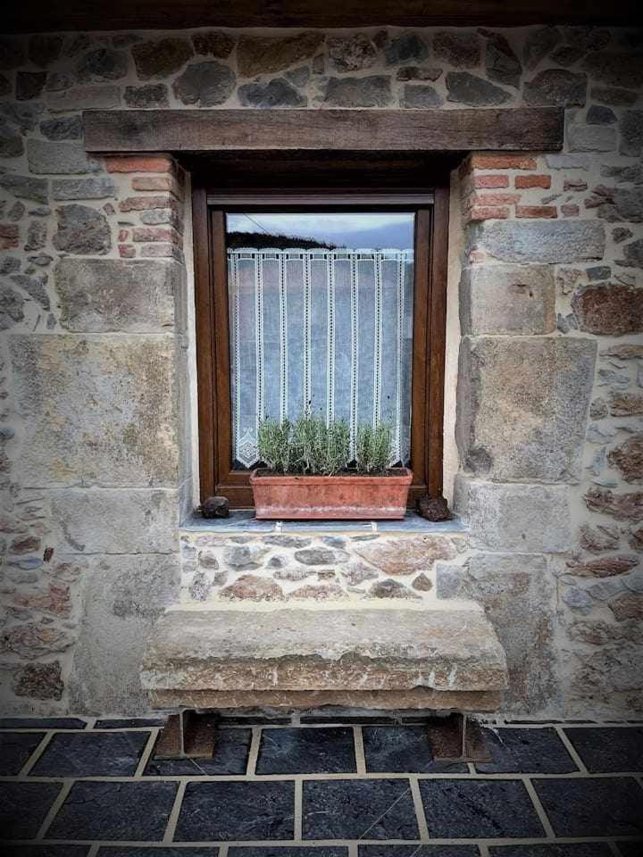 Encuentra el norte en la "Casa del buen camino" Chalet in Western coast of Cantabria