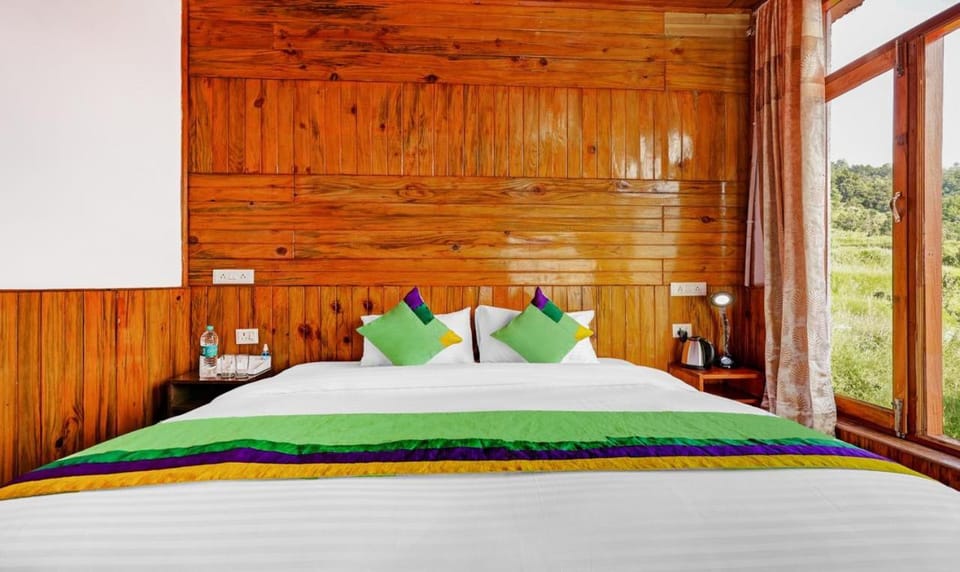 Omvilla with Mountain View Hotel in Uttarakhand