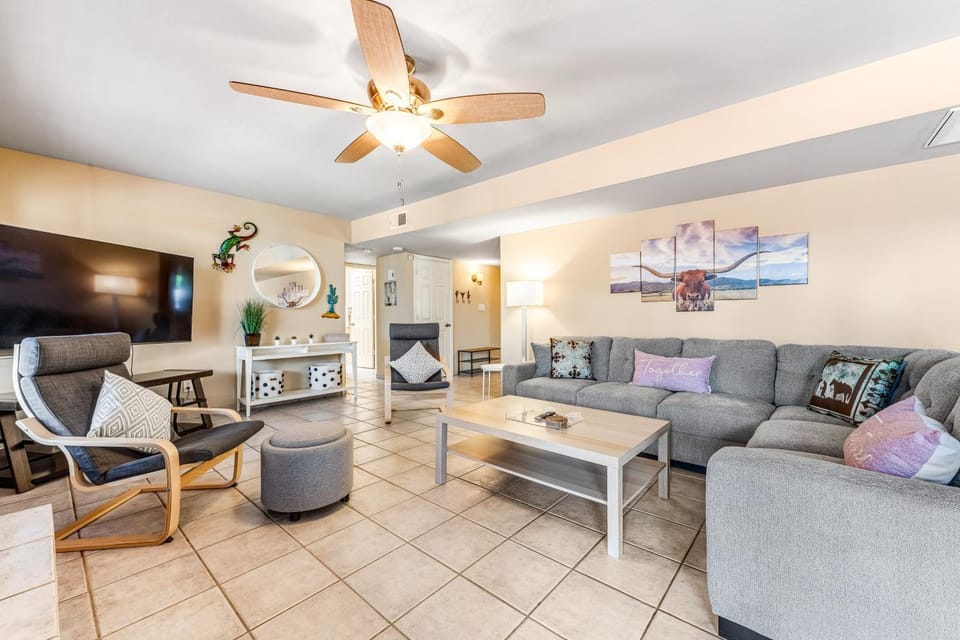 Thunderbird Retreat House in Scottsdale