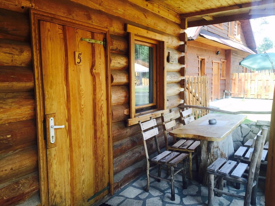 Karczma nad Szumem Nature lodge in Lviv Oblast
