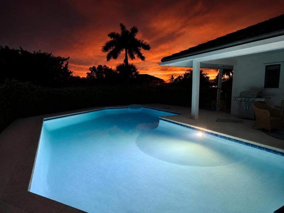 Recently Renovated Tigertail Beach Retreat House in Marco Island