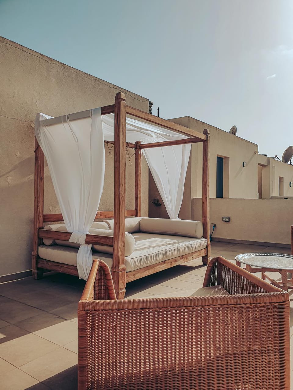 Balcony/Terrace, sunbed