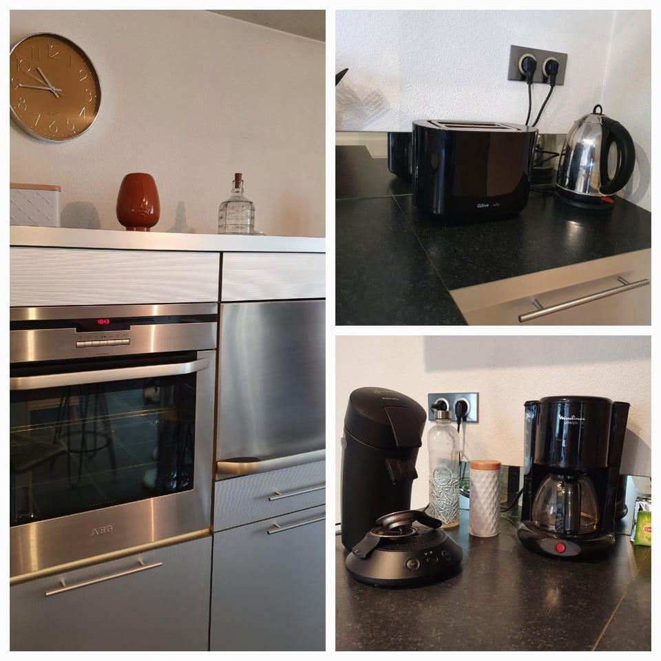 Coffee/tea facilities, oven, toaster