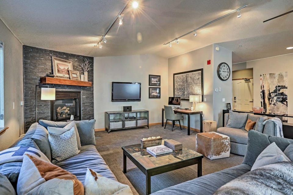 Walk to Main St: Frisco Condo w/ Furnished Deck House in Frisco