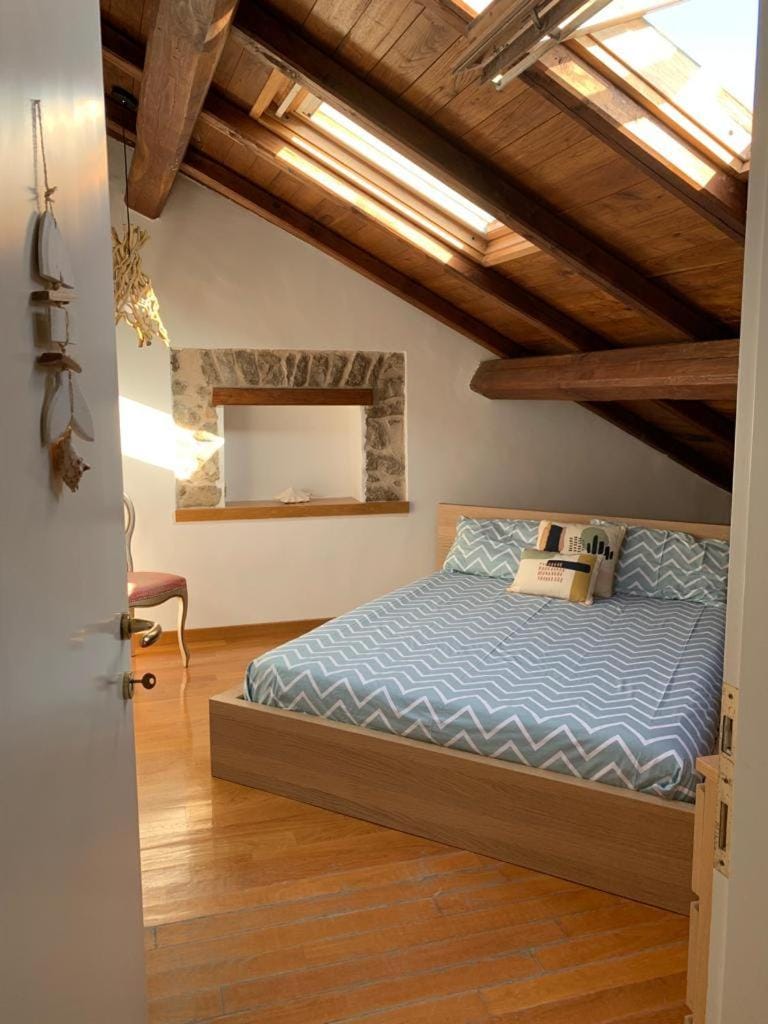 Minerva Lodge - Panoramico centro storico Terracina Apartment in Terracina