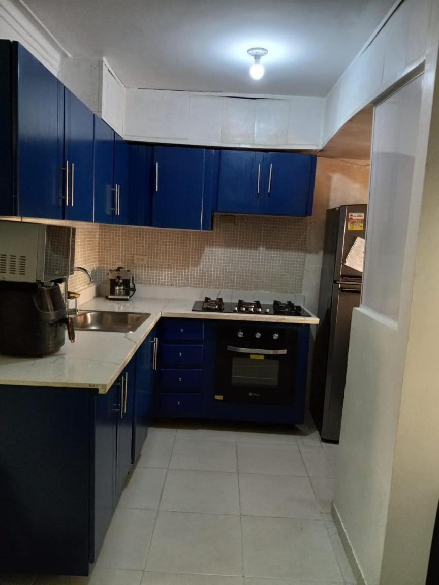 Hermoso Apartamento Carmen Renata III a 10 minutos de Embajada Americana Apartment in Santo Domingo