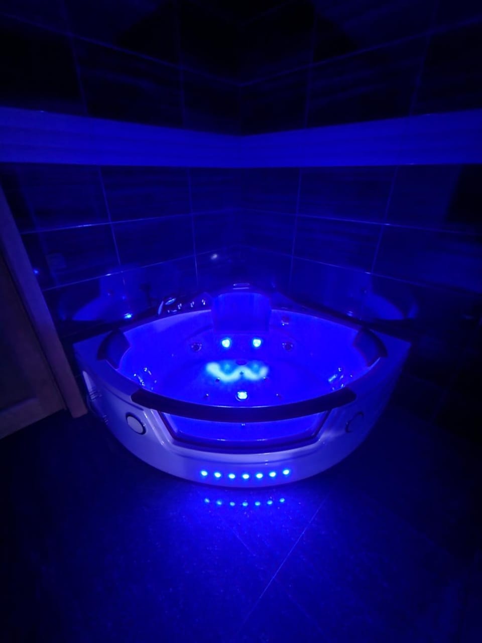 Bathroom, Bath