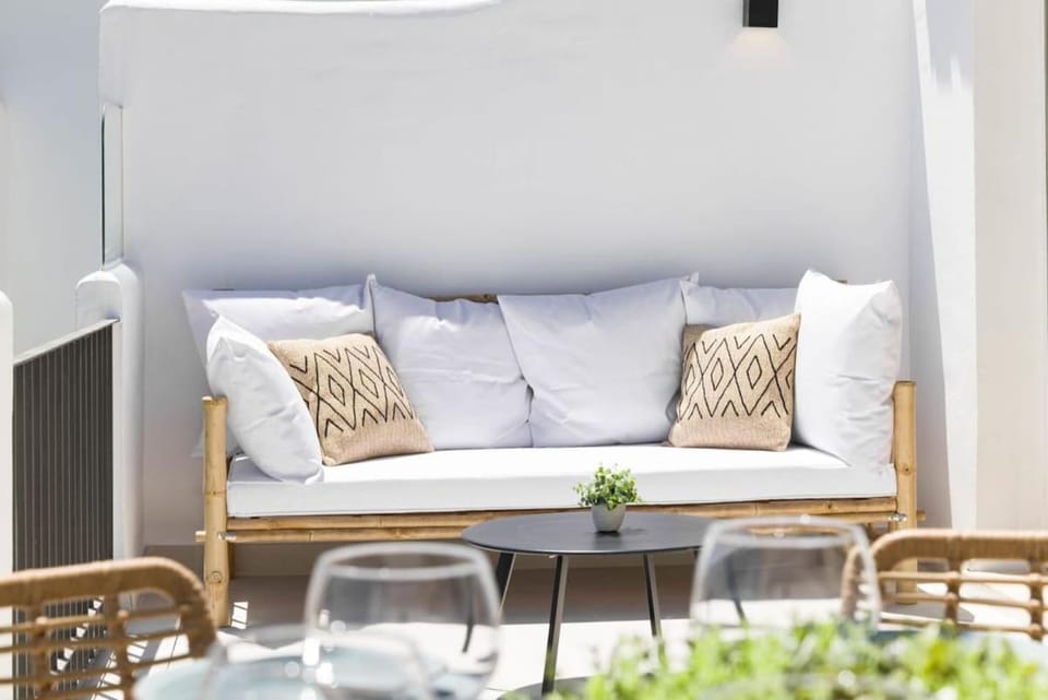 DUPLEX PENTHOUSE ROOFTOP TERRACE SEA VIEWS WiFi Apartment in Marbella