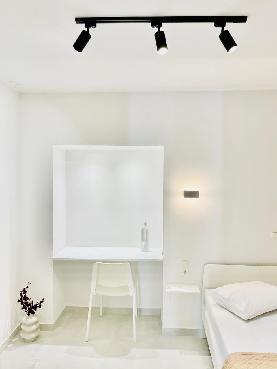 White studio (Preveza Marina) Apartment in Peloponnese, Western Greece and the Ionian