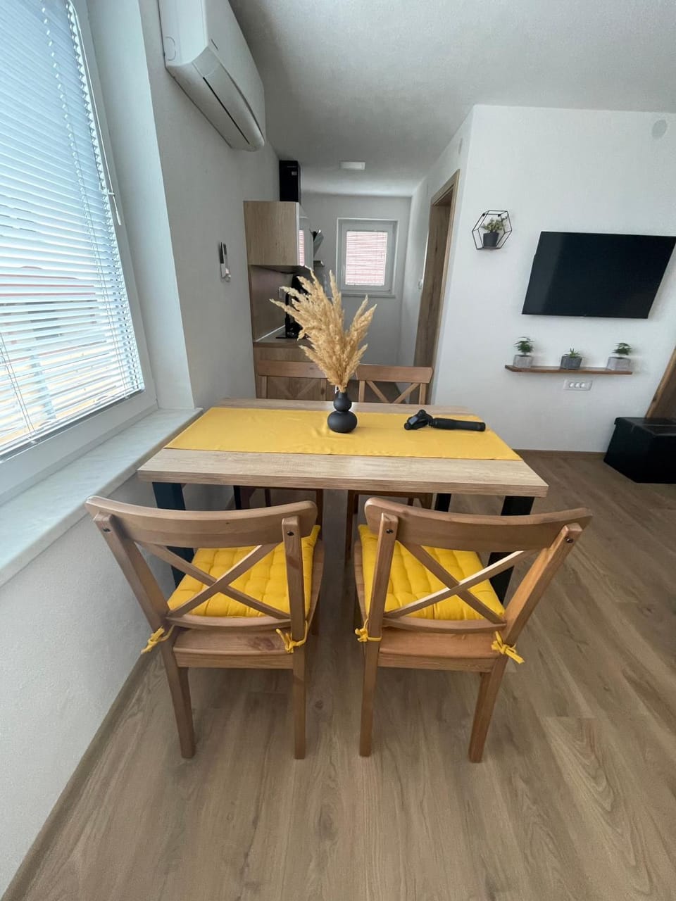 TV and multimedia, Dining area, heating, internet, kitchen