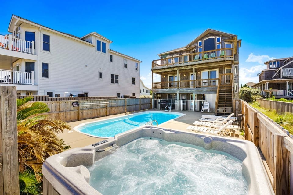 6067 - Sand Pebble House in Nags Head