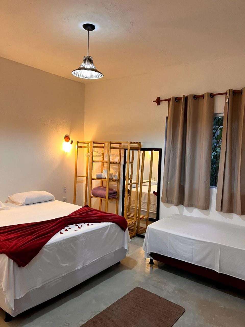 Bedroom, Swimming pool
