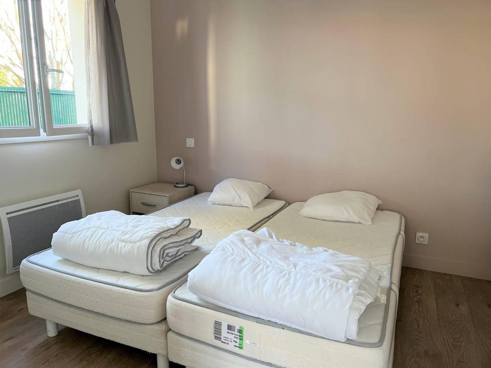 T1 bis confortable avec terrasse, parking privé, proche thermes - FR-1-495-111 Apartment in French Basque Country