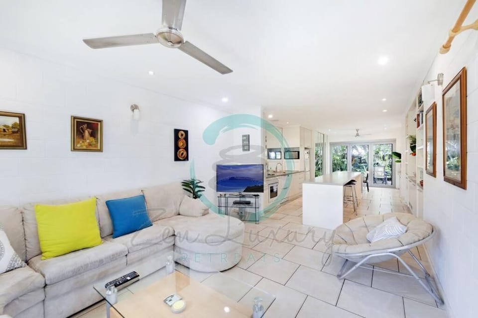 ZEN TREETOPS - Boutique 2-BR Apt w/ Private Pool Apartment in Darwin