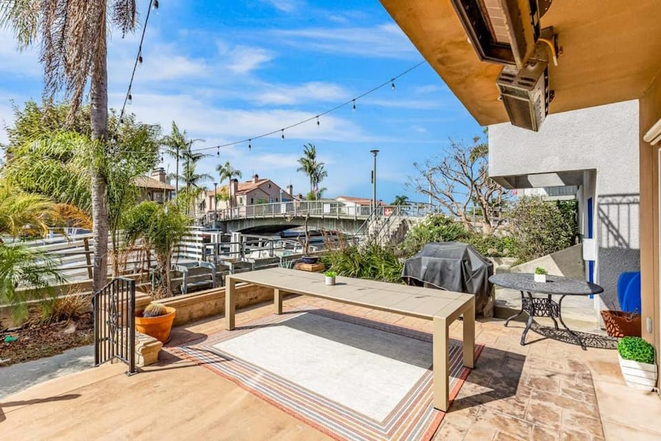 Rivo of Dreams House in Long Beach