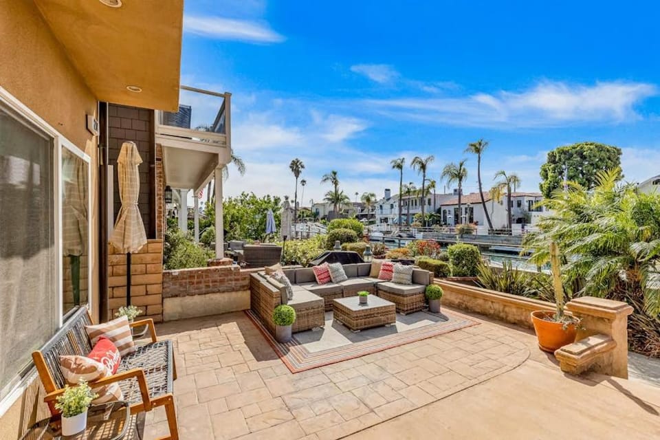 Rivo of Dreams House in Long Beach