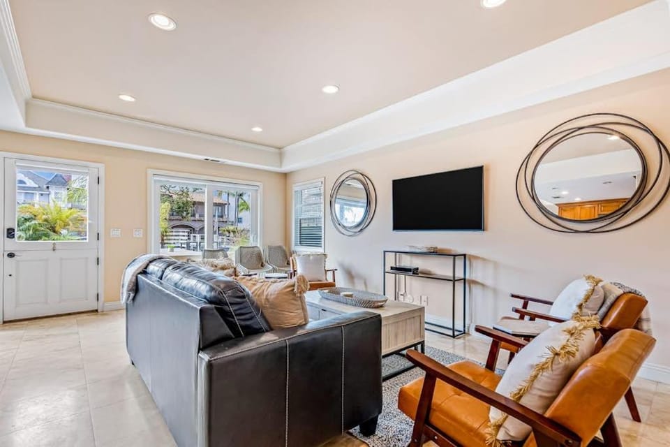 Rivo of Dreams House in Long Beach