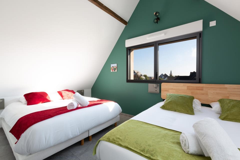 Bed, Bedroom