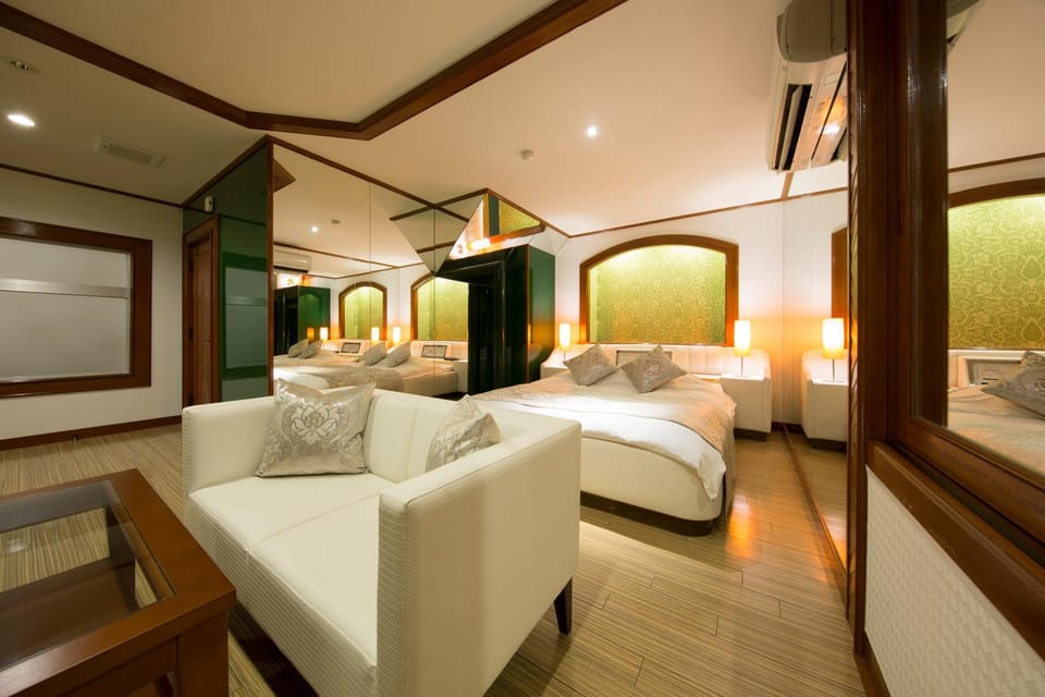 Photo of the whole room