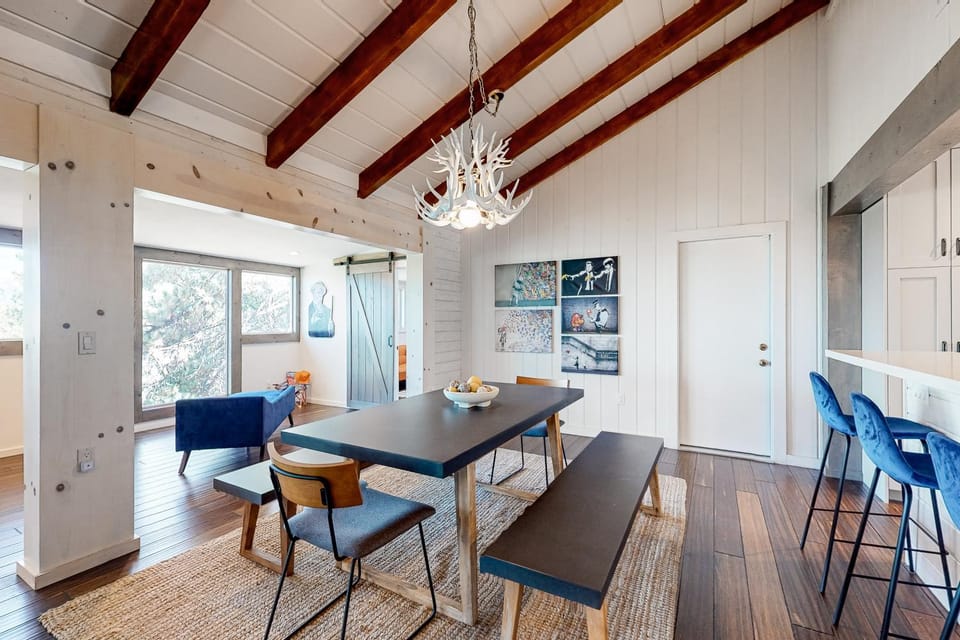 Golden Leaf Charmer House in Idyllwild-Pine Cove