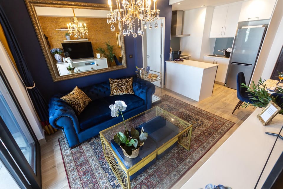Day, Kitchen or kitchenette, Living room