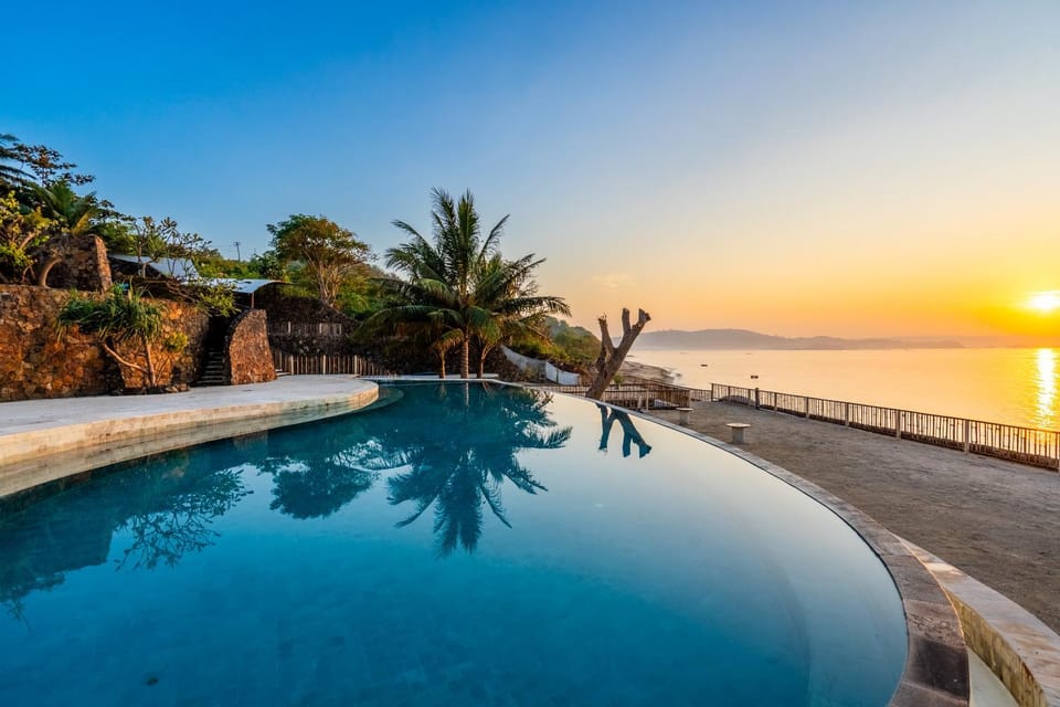 Pool view, Sea view, Swimming pool, Swimming pool, Sunset