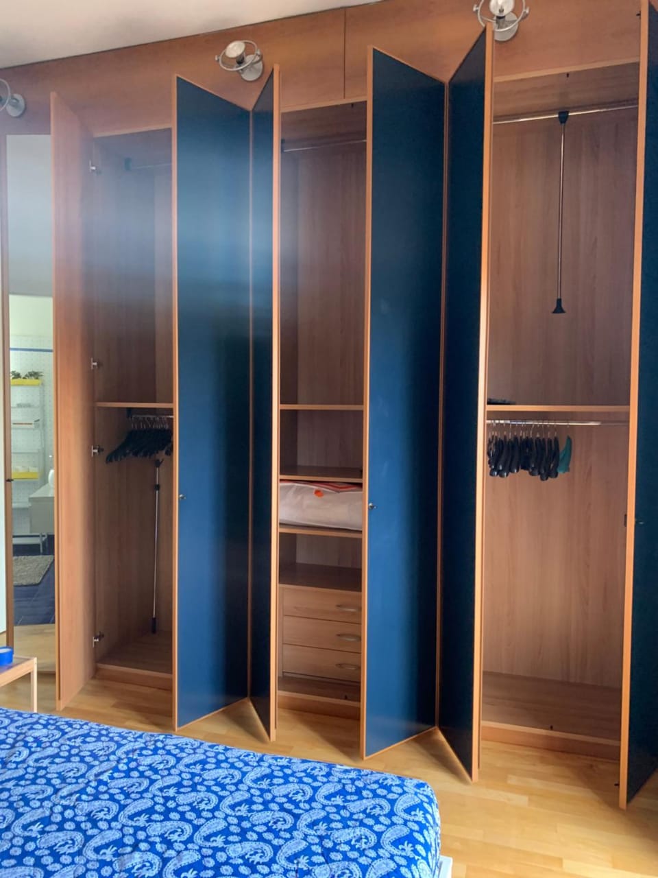 wardrobe